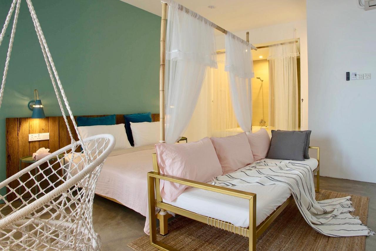 Smell Rose Beach Garden Batu Feringgi Εξωτερικό φωτογραφία